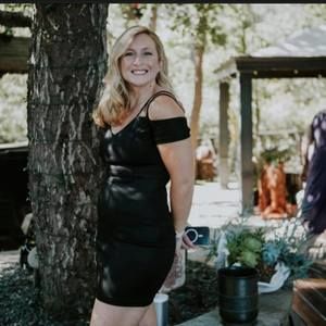 Meet your Posher, Pamela